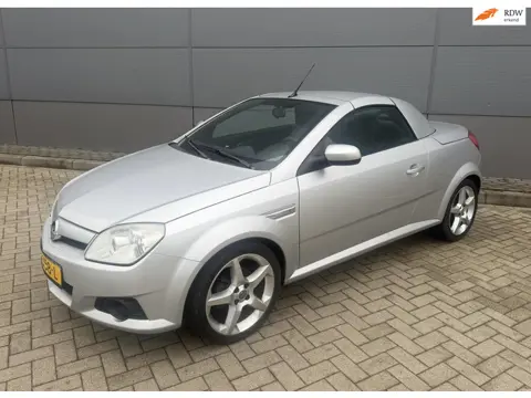Opel Tigra TwinTop 1.4-16V Enjoy