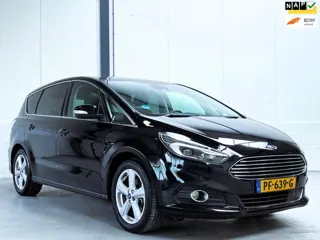 Ford S-Max 1.5 Titanium|Pano|Stoelverwarming|Elektrische Stoelen
