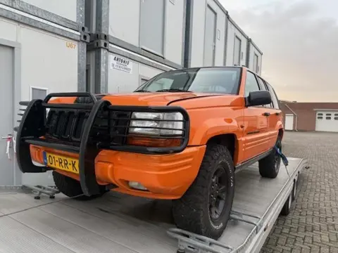 Jeep Grand Cherokee 5.2i V8 Limited Lees advertentie