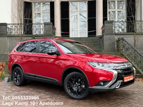 Mitsubishi Outlander 2.0 4WD Limited+ 7P Automaat Leder Navi Camera Xenon Pdc V+A Trekhaak Full Opti