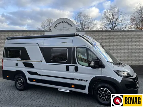 Adria Twin Supreme 640 SGX 160 pk AUTOMAAT 9-Traps Euro6 Fiat Ducato 8 Maxi **Lengtebedden in hoogte