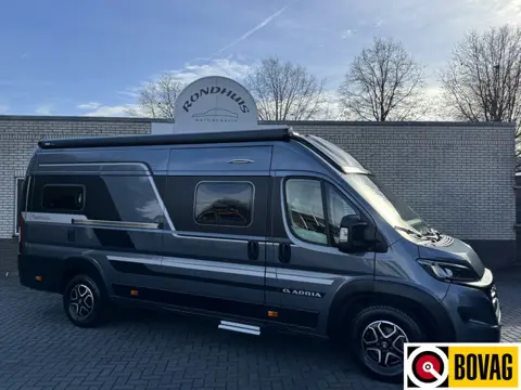Adria Twin Supreme 640 SGX 180 pk AUTOMAAT 9-Traps Euro6 Fiat Ducato 8 Maxi **Lengtebedden in hoogte