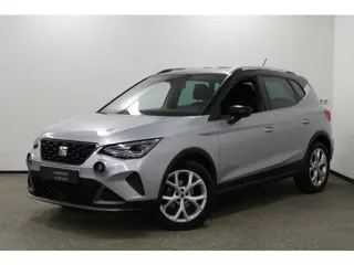 SEAT Arona 1.5 TSI FR Business Connect (bj 2024, automaat)