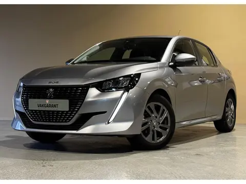 Peugeot 208 1.2 PureTech Active Pack |Cruise control |Navi |LED |LMV