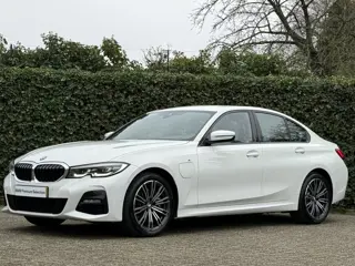 BMW 3-serie 330e | High Exe | Leder | Camera | Stoelverw. | HiFi