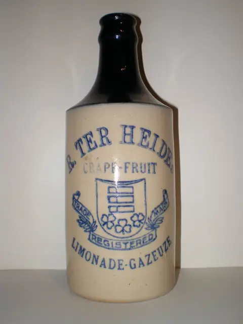 Stenen limonade gazeuse kruikje