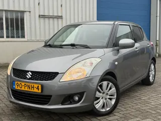Suzuki Swift 1.2 Exclusive/Automaat/Airco/Cruise/Camera/LMV/NAP