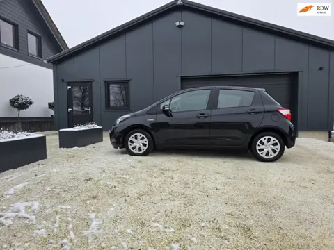 Toyota Yaris 2018 Hybrid Active Automaat, Achteruitrijcamera, BTW- auto
