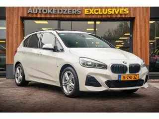 BMW 2-serie Active Tourer 225xe iPerformance High Executive M Pakket Camera Pano HUD Clima Cruise Le