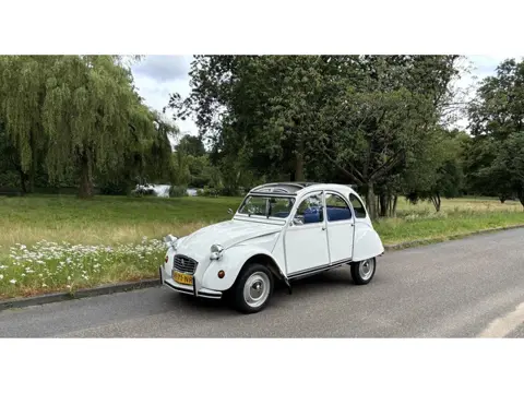 Citroen 2 CV VERKOCHT. Your Classic Car.