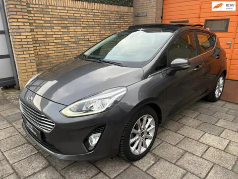 Ford Fiesta 1.0 EcoBoost / Panoramdak!