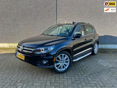 Volkswagen Tiguan 2.0 TSI Sport&Style 4Motion | AUTOMAAT | PANO | TREKHAAK | A.CAMERA | NAVI | LEDER