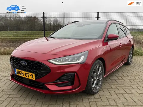 Ford Focus Wagon 1.0 EcoBoost Hybrid ST Line X | PANO | 155PK | Camera | Blind Spot | Stuur/stoel ve
