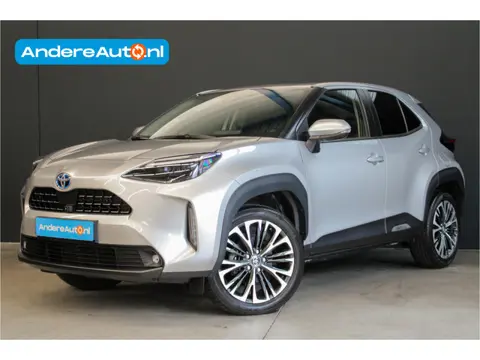 Toyota Yaris Cross 1.5 Hybrid Executive |leder|360 camera|voorruitverwarming|elek klep|