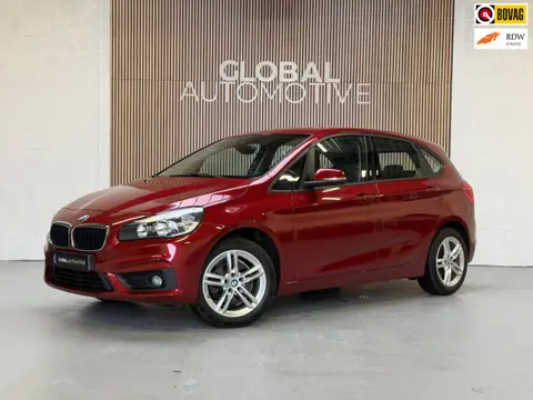 BMW 2-serie Active Tourer 220i Centennial High Executive - STOELVERWARMING - CRUISE CONTROL - LAGE K