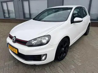 Volkswagen Golf 2.0 GTI // Org nl. Auto // Navi // Clima // stoelverwarming //