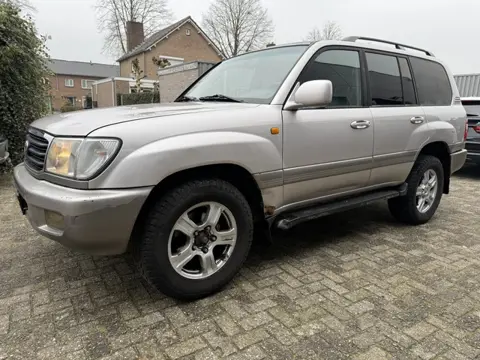 Toyota Land Cruiser 4.2 VX 2000 APK Full option OERLANDCRUISER