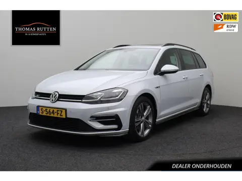 Volkswagen Golf Variant 1.5 TSI Highline Business R-Line 2018 Panoramadak | Carplay | Virtual dashbo