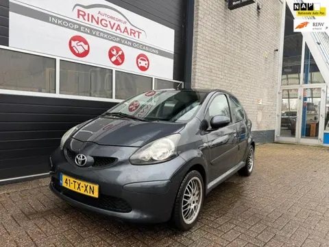 Toyota Aygo 1.0-12V +Met 1 JAAR APK