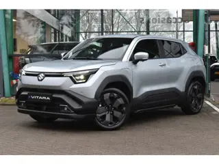 Suzuki e Vitara Style 61 kWh | Cruise Control | Climate control | Naviagtie full map | Stuur/Stoel v