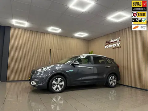 Kia Niro 1.6 GDi Hybrid DynamicLine * 1e Eig / Carplay / Navigatie / Camera / LED / NL Auto *