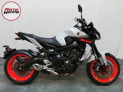 Yamaha MT-09 (bj 2020)