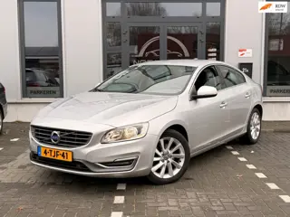 Volvo S60 1.6 D2 Summum|Leer|Automaat|Trekhaak|Pdc