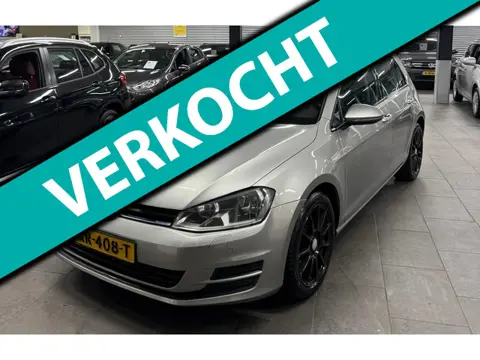 Volkswagen Golf 1.2 TSI Trendline clima stoelverwarming elektrische pakket parkeersensoren lm-velgen