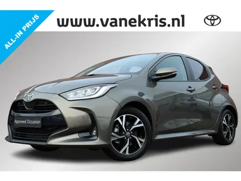 Toyota Yaris 1.5 Hybrid 115 Dynamic Comfort Pakket Stuurverwarming, Parkeersensoren