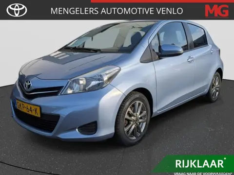 Toyota Yaris 1.3 VVT-i Aspiration | Rijklaar | Airco | Pcam | AllSeason |