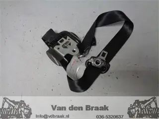 Skoda Octavia 2009-2013 Gordelspanner rechts voorzijde