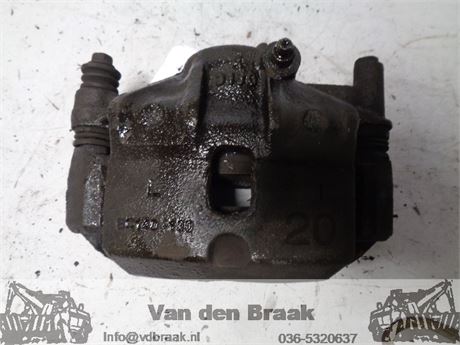 Hyundai i10 1.2 16V 2008-2013 Remklauw links voor