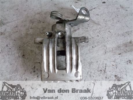 Lancia kappa 1994-2001 Remklauw rechts achter