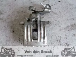 Lancia kappa 1994-2001 Remklauw rechts achter