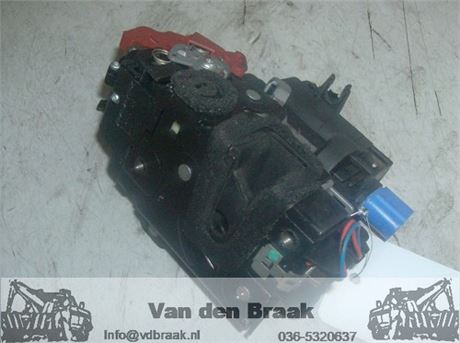 Skoda Fabia Hatchback 2008-2014  Deurslot links achter