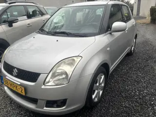 Suzuki Swift 1.3 Shogun