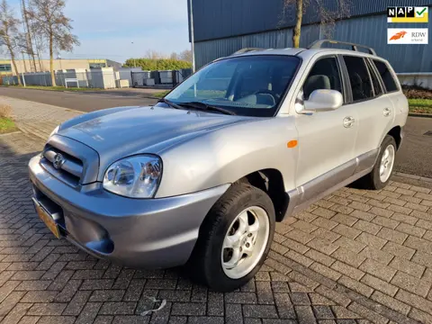 Hyundai Santa Fe 2.0i-16V Dynamic Motion,Apk, Nap, Goed rijdend, Inruil mogelijk.