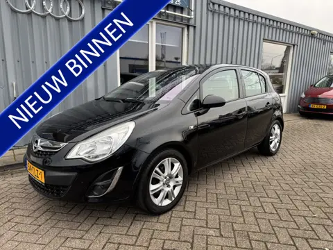 Opel Corsa 1.4-16V Cosmo (bj 2012)