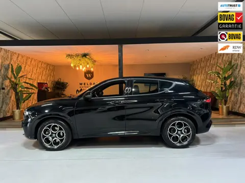 Alfa Romeo TONALE 1.5T Hybrid Ti Garantie StuurVW StoelVW Camera Adoptieve Cruise Elek Achterklep Na