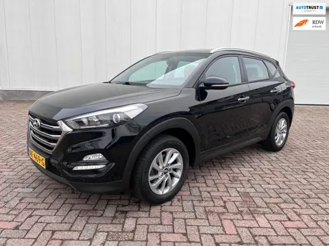 Hyundai Tucson 1.6 GDi Comfort leder stoelverwarming navigatie camera 2016
