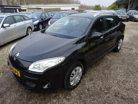 Renault Mégane Estate 1.6 Expression navigatie airco trekhaak