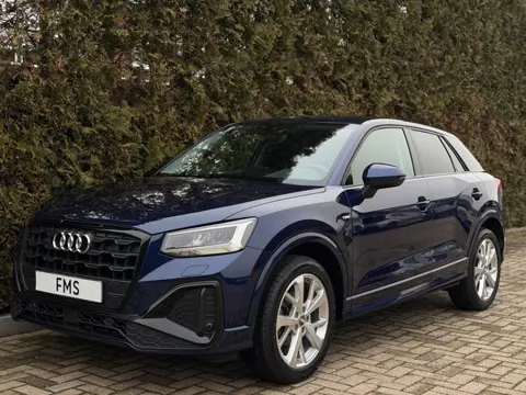 Audi Q2 35 TFSI 2x S-Line CarPlay Camera