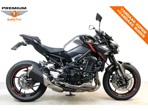 Kawasaki Z 900 (70Kw) (bj 2023)