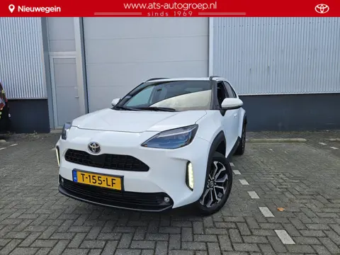 Toyota Yaris Cross 1.5 VVT-I Dynamic | Handgeschakeld | Trekhaak | 1350 KG Trekgewicht | Origineel N
