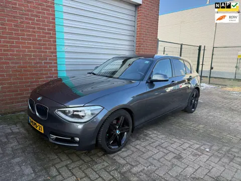 BMW 1-serie 116i EDE High Executive NAV.+ Clima Bj:2013 NAP!
