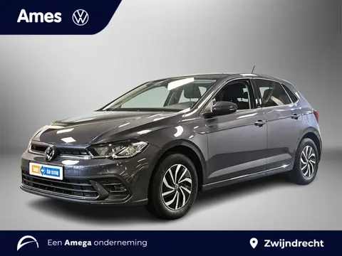 Volkswagen Polo 1.0 95pk TSI Life Edition Velgen 'Essex', 15 inch lichtmetaal in zwart | Licht en Zi