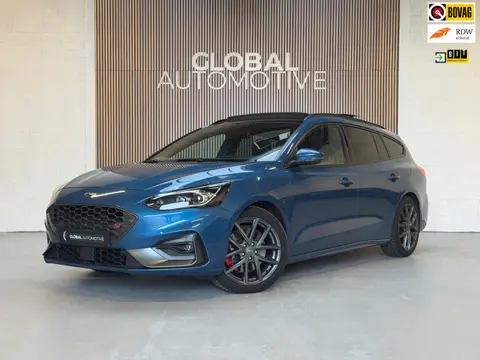 Ford Focus Wagon 2.3 EcoBoost ST-3 - 280PK - SCHUIFDAK - 19''
