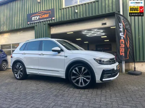 Volkswagen TIGUAN 1.5 TSI ACT Highline Business R Pano leder 20inch