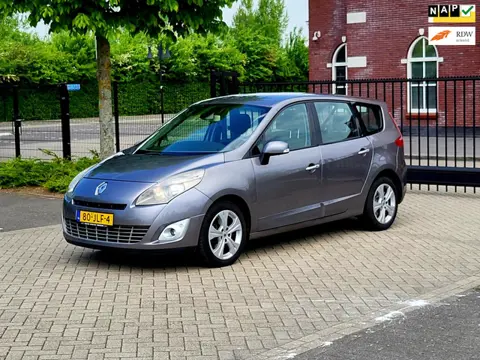 Renault Grand Scénic 2.0 Dynamique / Automaat / Xenon / Nap / Nieuwe Apk