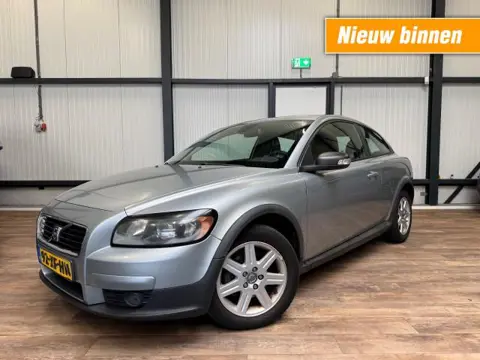 VOLVO C30 2.0 Momentum / CRUISE / CLIMA / LM-Velgen / 